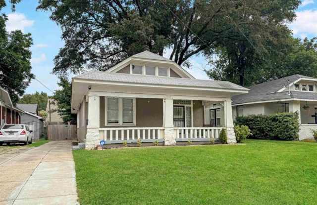 Updated 3 bd 1 bath in Historic Cooper Young photos photos