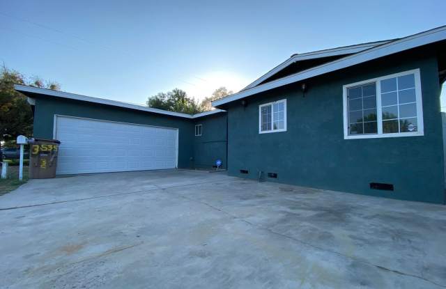 Going Going Gone. Rent me before its gone. 3 BD 1.5 BA house in SW Gallery 4