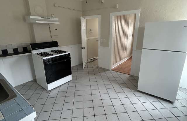 259-261 Yantic Street - 261B photos photos