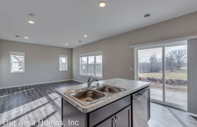 12641 Pond View Rd - 12641 Pond View Road, Zimmerman, MN 55398
