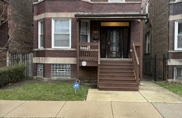 743 S Kilbourn Avenue photos photos