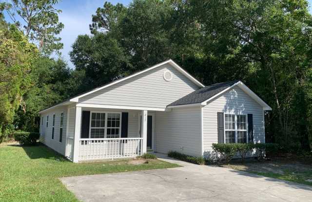 3 Bedroom 2 Bath One Story House on Charter Drive photos photos