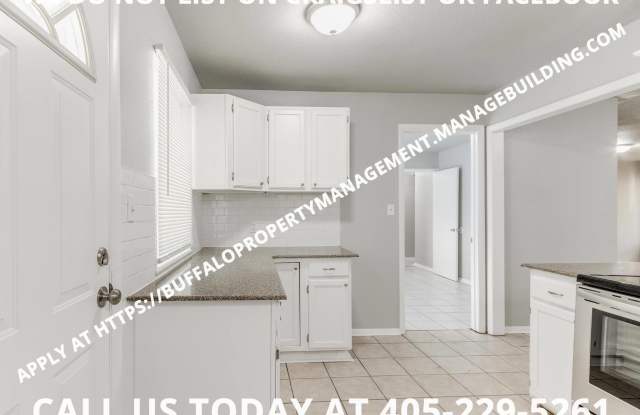 925 Westchester Dr. Gallery 3