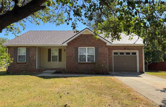 Awesome Ranch near Exit 1! 3bed/2bath with Sunroom! photos photos