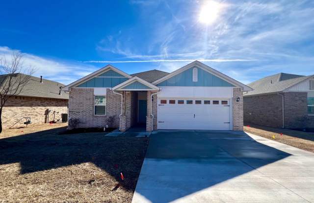 4 Bedroom 2 Bathroom 2 Car Garage Home in Oakdale School District photos photos