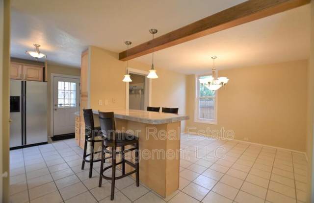 2111 Lowell Boulevard photos photos