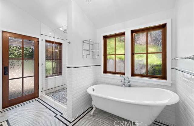 274 Wave Street photos photos