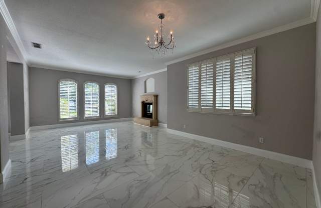 Beautiful Executive Home, 4 Bedrooms, 3.5 Bathrooms in Desirable Granite Bay Gallery 4