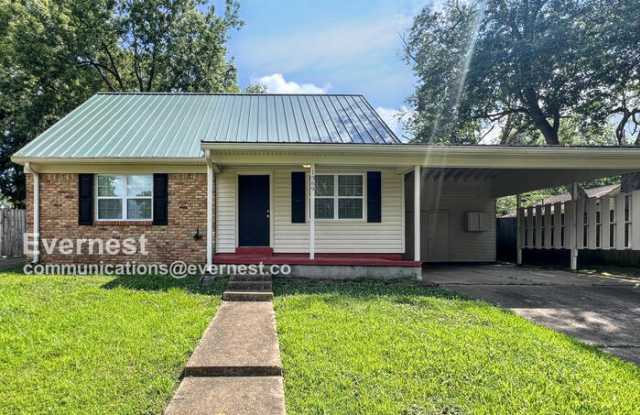 1369 Bennington Drive photos photos