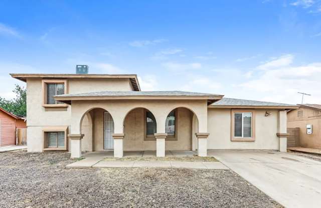 12623 N 37th Dr Gallery 1
