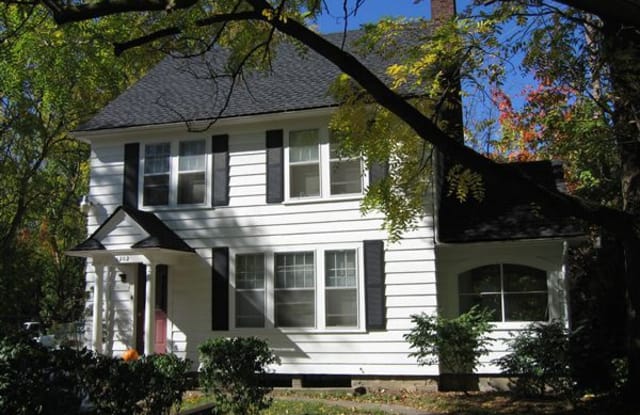 1202 E University Ave - 1202 East University Avenue, Ann Arbor, MI 48104