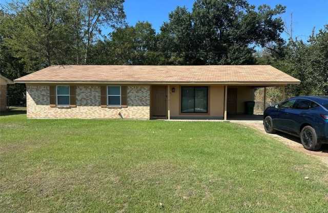 447 Mockingbird Lane photos photos