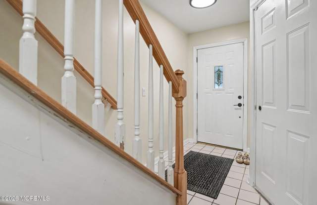 836 4th Avenue Gallery 2