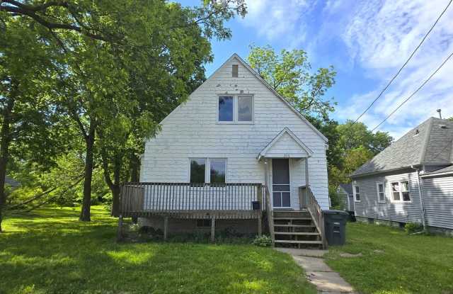 FOR RENT- 306 Charles St- Pets Ok* $$MOVE IN PROMO$$ photos photos