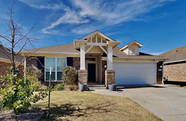 A Very Nice 4 Bedroom 2 Bath Home Yukon Schools photos photos