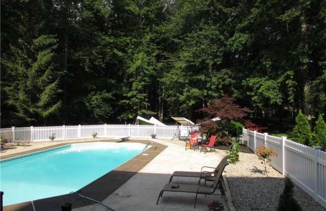 11245 Arrowhead Dr Gallery 3