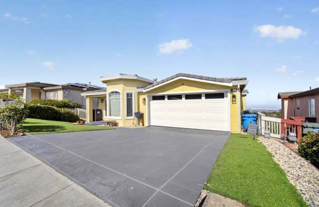 208 Goodwin Drive Gallery 1