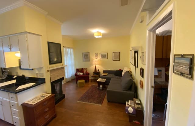 303 West 35th Street, 202 - 303 East 35th Street, Austin, TX 78705