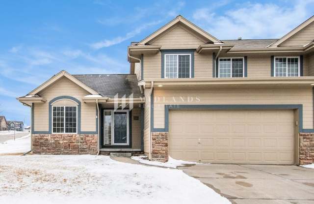 Luxury Duplex in Shadow View - 2108 South 197th Street, Douglas County, NE 68130