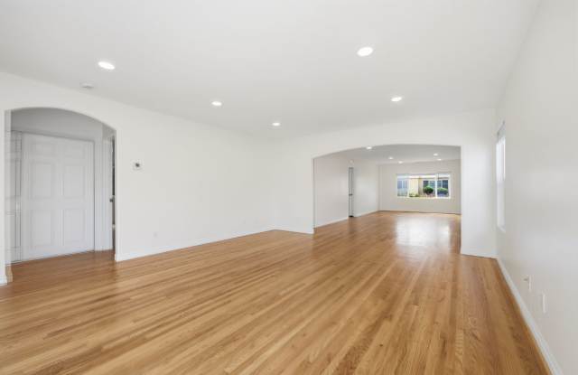 Spacious private backyard! photos photos Spacious private backyard! photos photos
