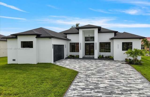 4333 SW 16th PL photos photos