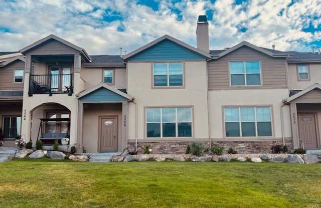 4-Bedroom Herriman Townhome w/2-car Garage photos photos