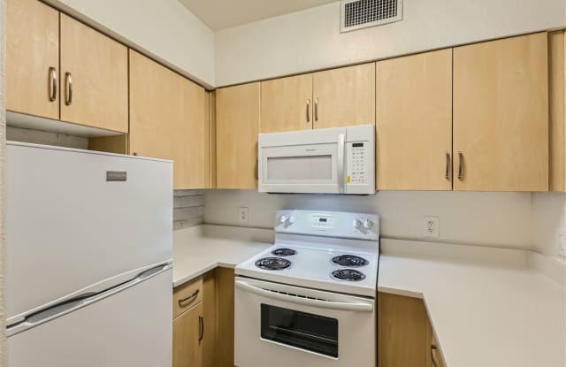 Rise Canyon West photos photos