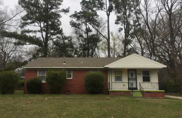 1968 Gayle Dr - 1968 Gayle Avenue, Memphis, TN 38127
