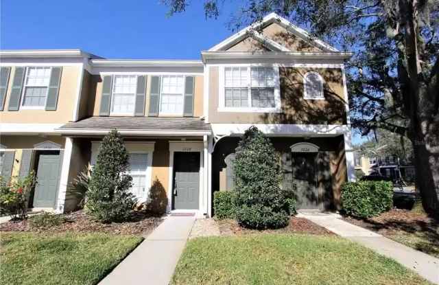 1228 Throckmorton Dr Gallery 1