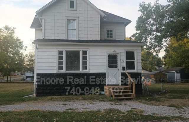 526 Daniel Ave - 526 Daniel Avenue, Newark, OH 43055