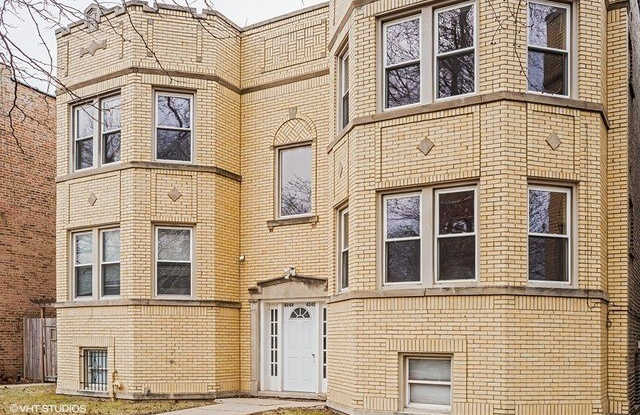 4242 W Wrightwood Avenue photos photos
