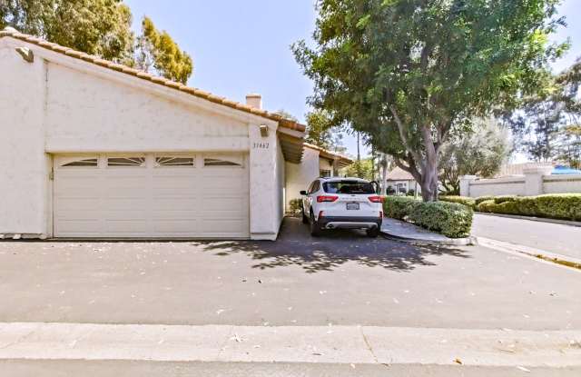 Charming 2-Bedroom Single-Story Furnished Home in Historic San Juan Capistrano photos photos