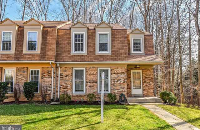 9929 HEMLOCK WOODS Lane photos photos