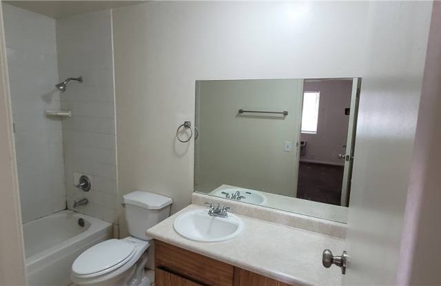 4955 JEFFREYS Avenue photos photos