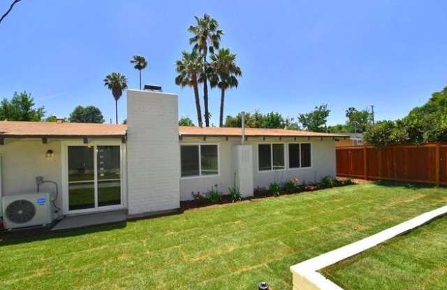 19401 Lorne Street Gallery 4