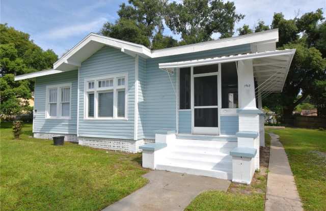 1017 W GREENWOOD STREET - 1017 West Greenwood Street, Lakeland, FL 33815