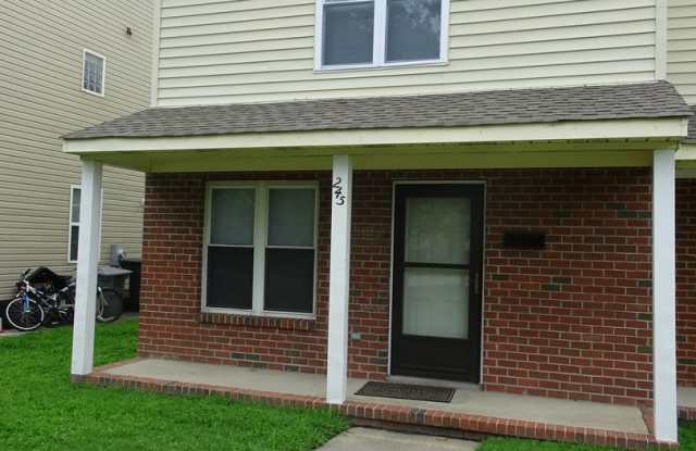 3 Bedroom Duplex in Hampton for rent photos photos
