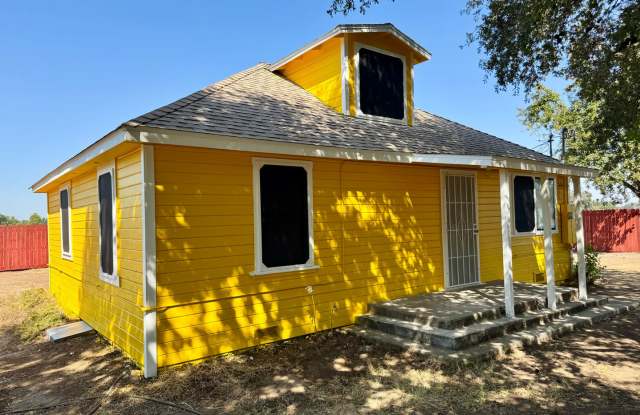 Charming Country Retreat Surrounded by Orchards photos photos
