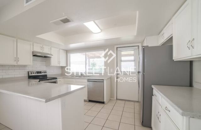 4207 West Christy Drive Gallery 4