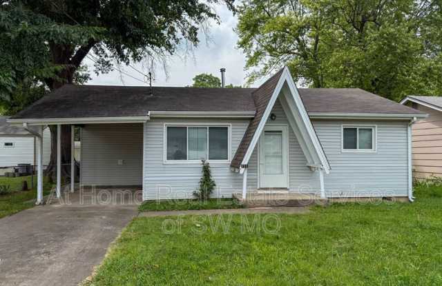 711 N Forest Ave photos photos