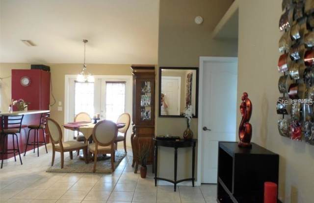 1335 GLENAN ROAD Gallery 4