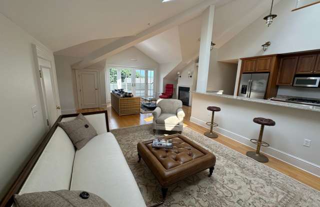 ***NEW TO MARKET*** Penthouse at Marblehead Highlands Condominium photos photos ***NEW TO MARKET*** Penthouse at Marblehead Highlands Condominium photos photos