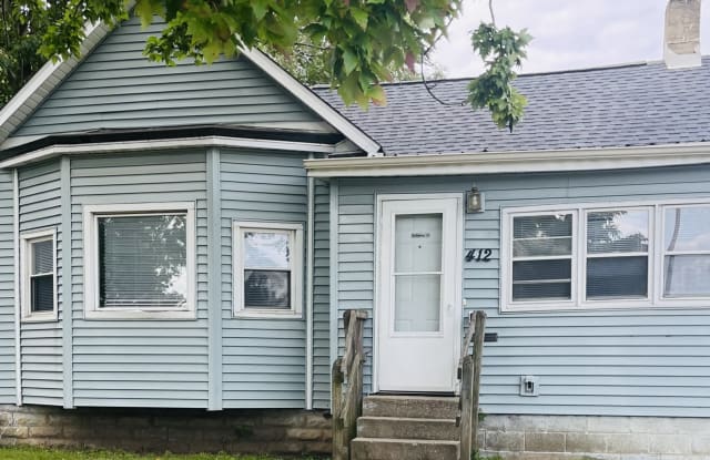 412 East Columbia Avenue - 412 East Columbia Avenue, Champaign, IL 61820