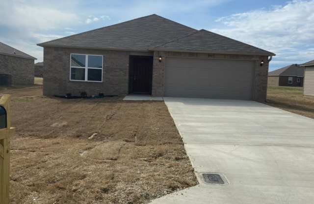 Pre-Leasing Your New Home Awaits! Spacious 3-Bedroom, 2-Bathroom Home in Bridlewood — Available 12/7! Gallery 4