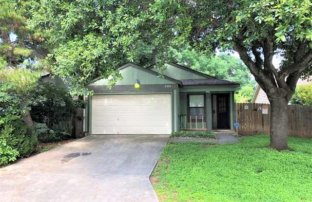 6338 VILLAGE CLIFF - 6338 Village Cliff, San Antonio, TX 78250