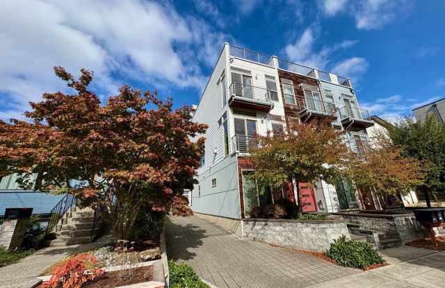 Ballard Townhome Gallery 1