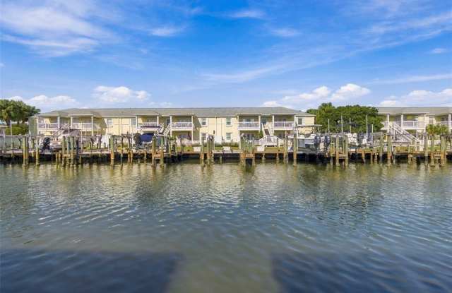 4945 COQUINA KEY Drive SE Gallery 2