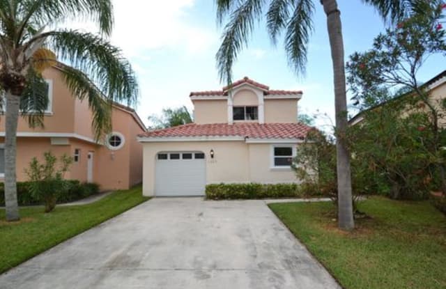 1089 Southeast 6th Avenue - 1089 Southeast 6th Avenue, Dania Beach, FL 33004