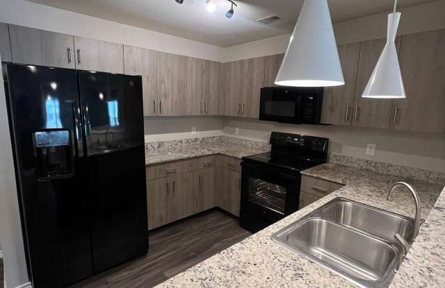 Brownsville Lofts – Spacious Affordable Apartment Living photos photos
