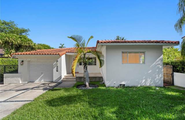1307 Valencia Avenue photos photos
